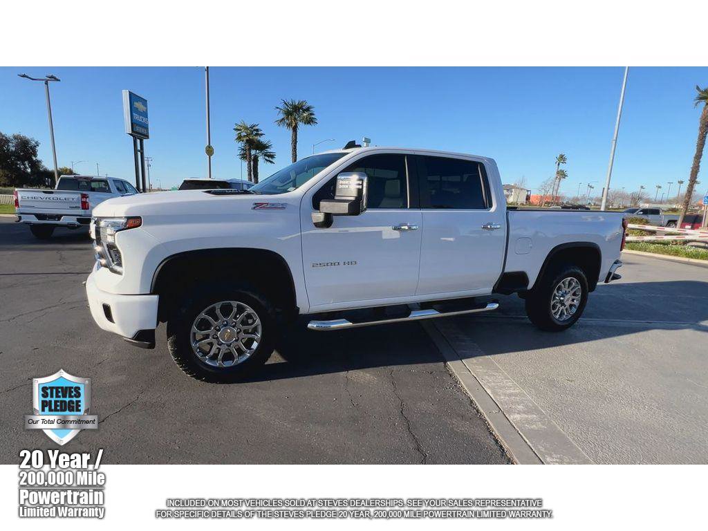 Certified 2025 Chevrolet Silverado 2500 LT w/ Z71 Chrome Sport Edition AWD/4WD image 5