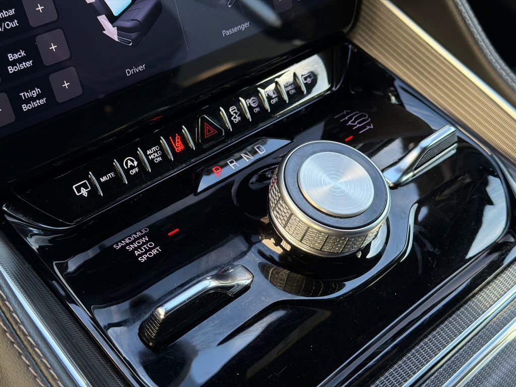 Used 2024 Jeep Grand Wagoneer L Series II w/ Quick Order Packagew 28T image 32