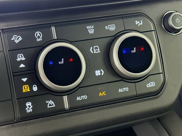 Used 2026 Land Rover Defender 110 X-Dynamic SE image 23