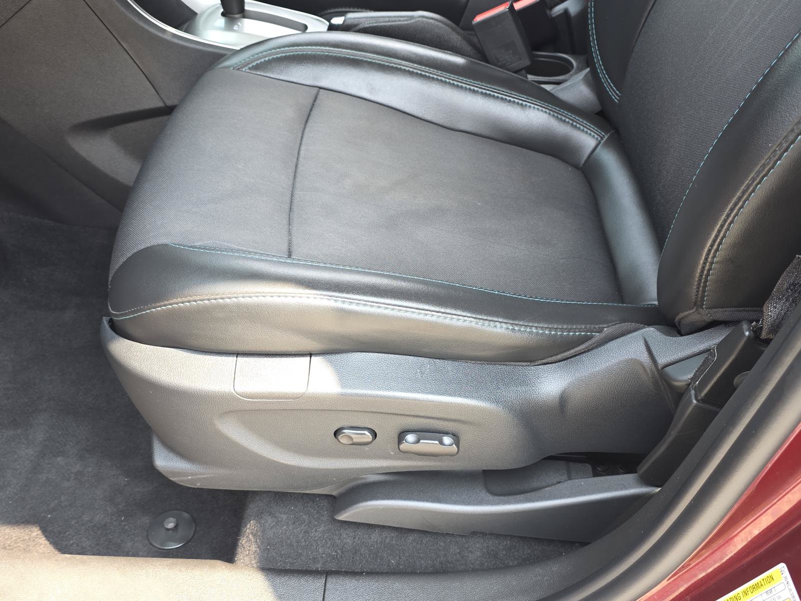 Used 2016 Chevrolet Trax LT w/ LT Sun and Sound Package FWD image 14