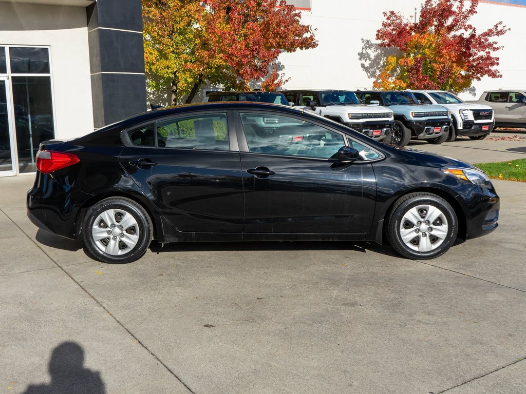 Used 2016 Kia Forte LX image 8