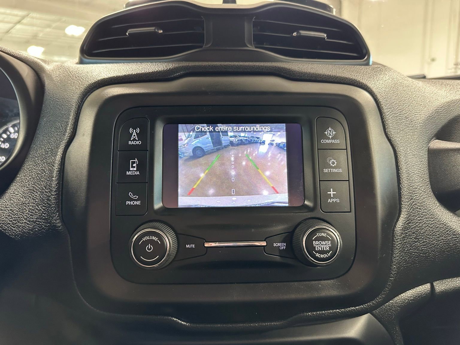 Used 2020 Jeep Renegade Sport image 24