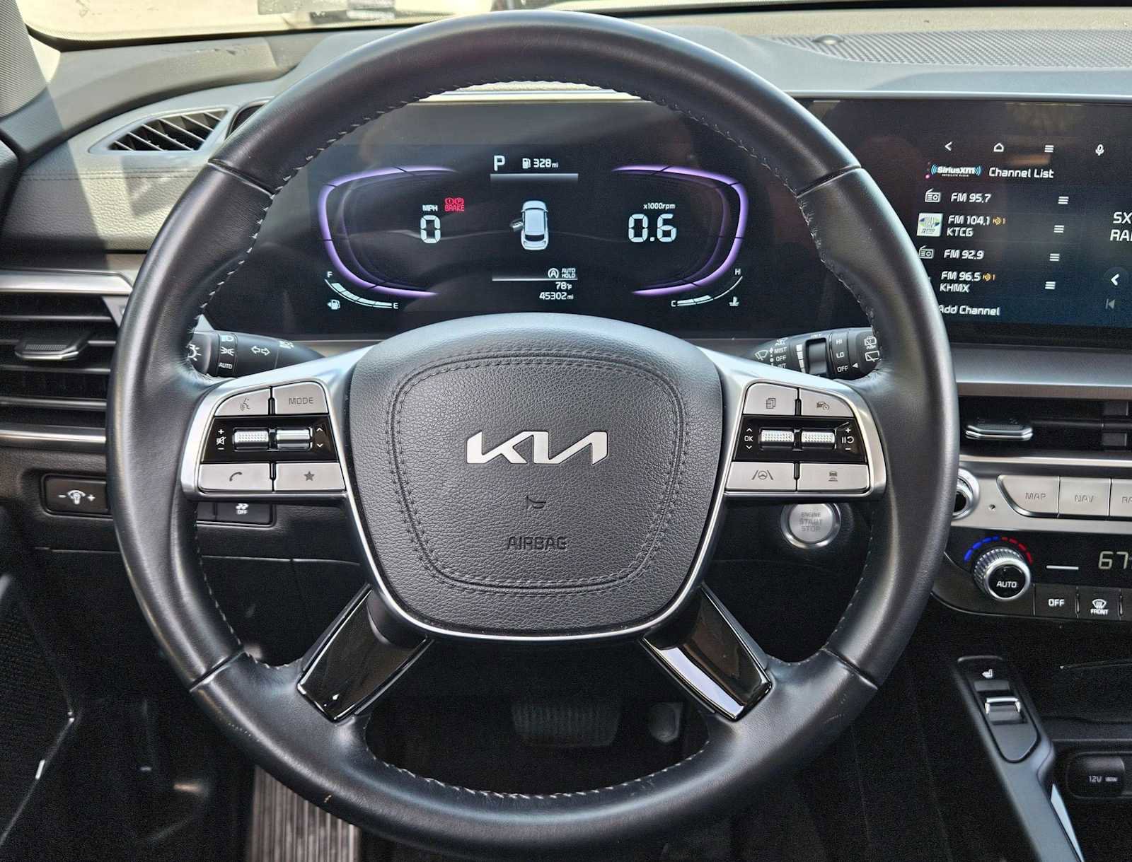 Used 2025 Kia Telluride S image 21