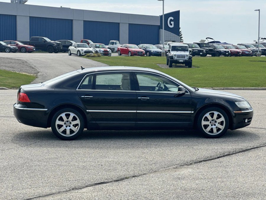 Used 2004 Volkswagen Phaeton V8 AWD/4WD image 9