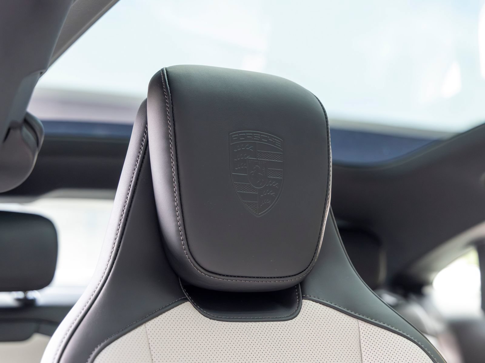 New 2026 Porsche Taycan AWD/4WD image 68