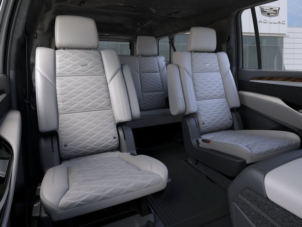 New 2026 Cadillac Escalade ESV Platinum Sport AWD/4WD image 17