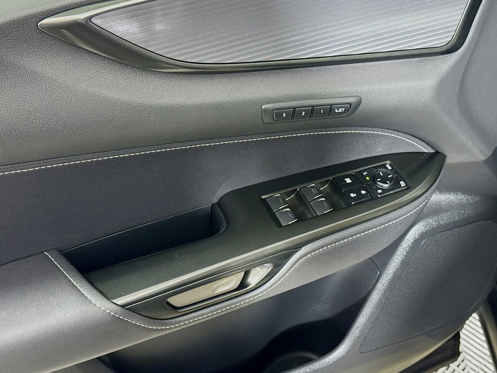 Certified 2025 Lexus NX 450h+ F Sport w/ Accessory Package (2T) image 18