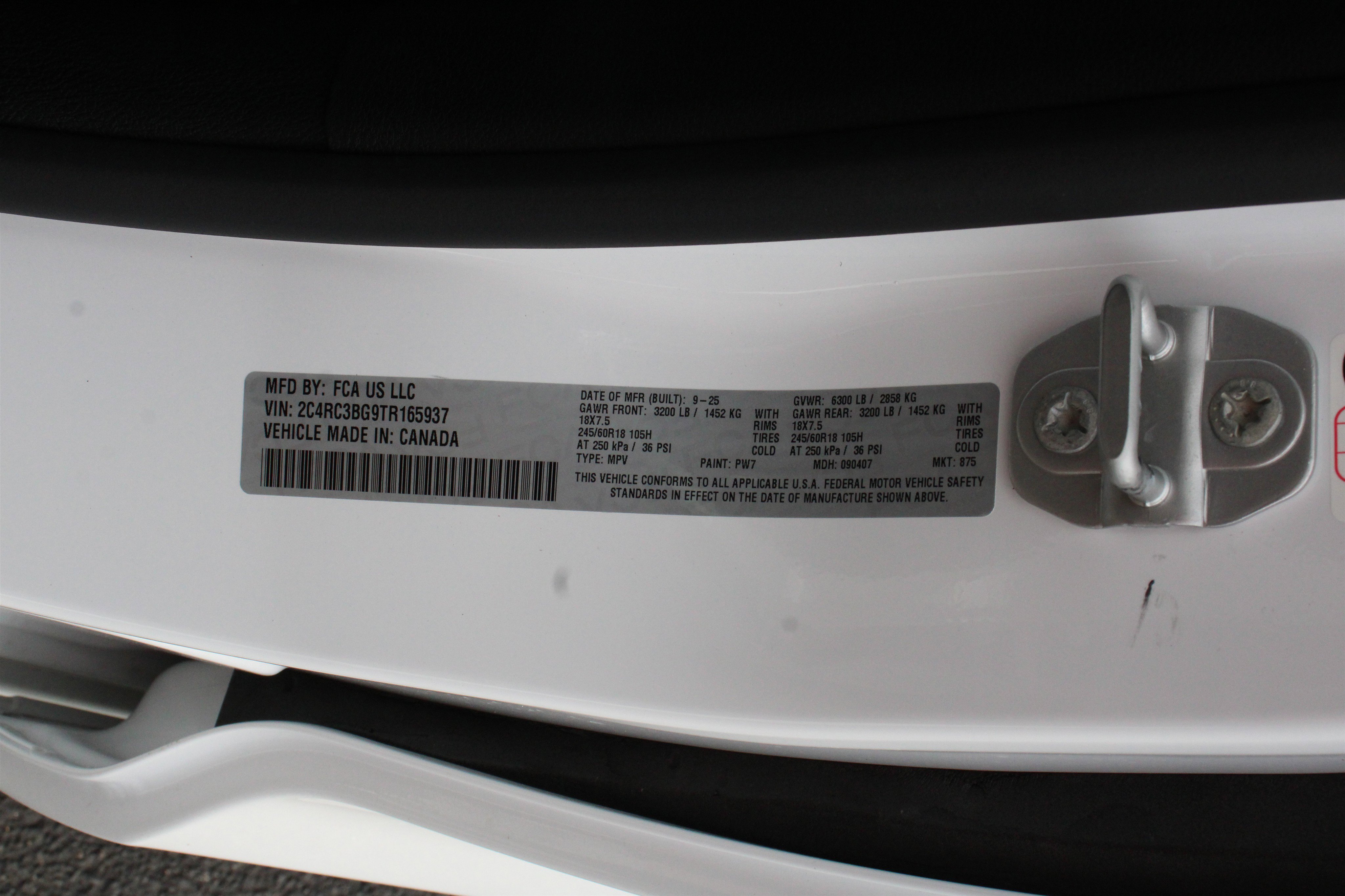 New 2026 Chrysler Pacifica Select AWD/4WD image 43