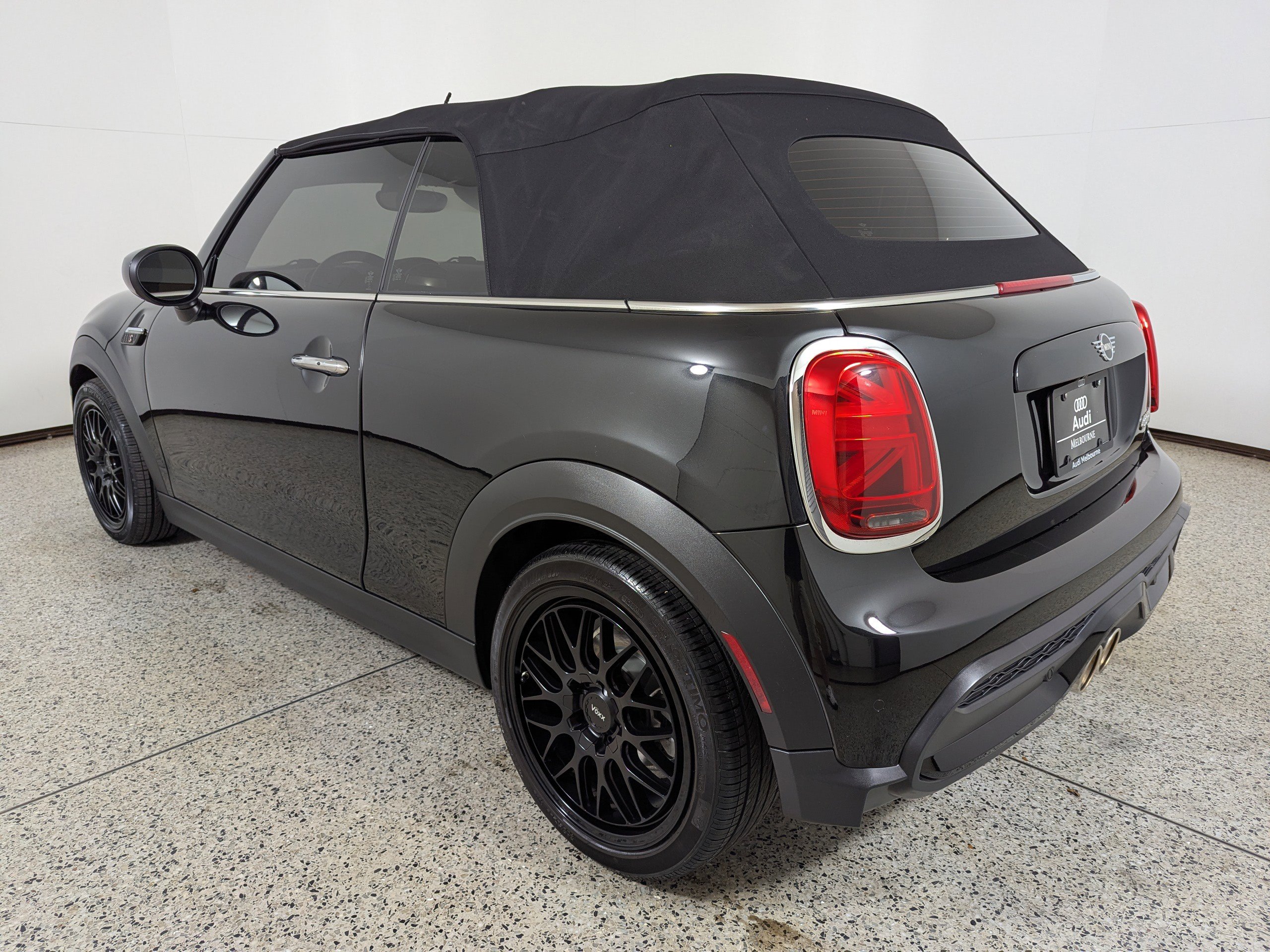 Used 2024 MINI Cooper S image 5