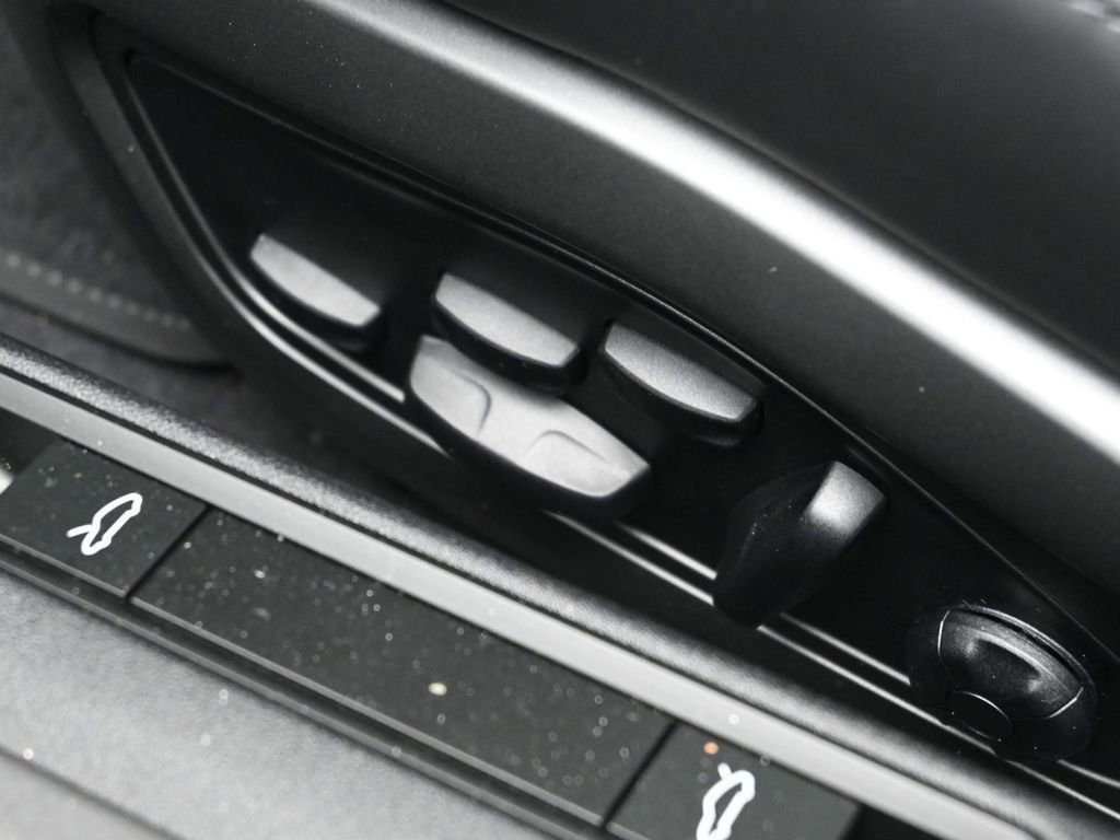 Used 2025 Porsche 911 Carrera T image 14