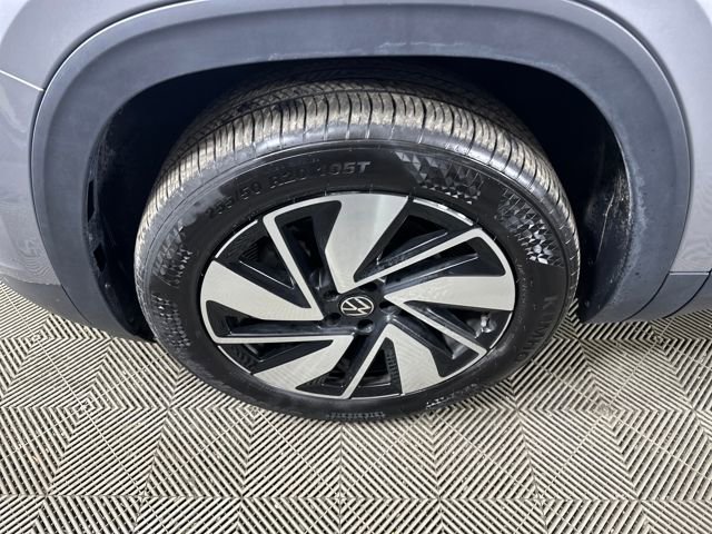 Used 2025 Volkswagen Atlas SE image 10