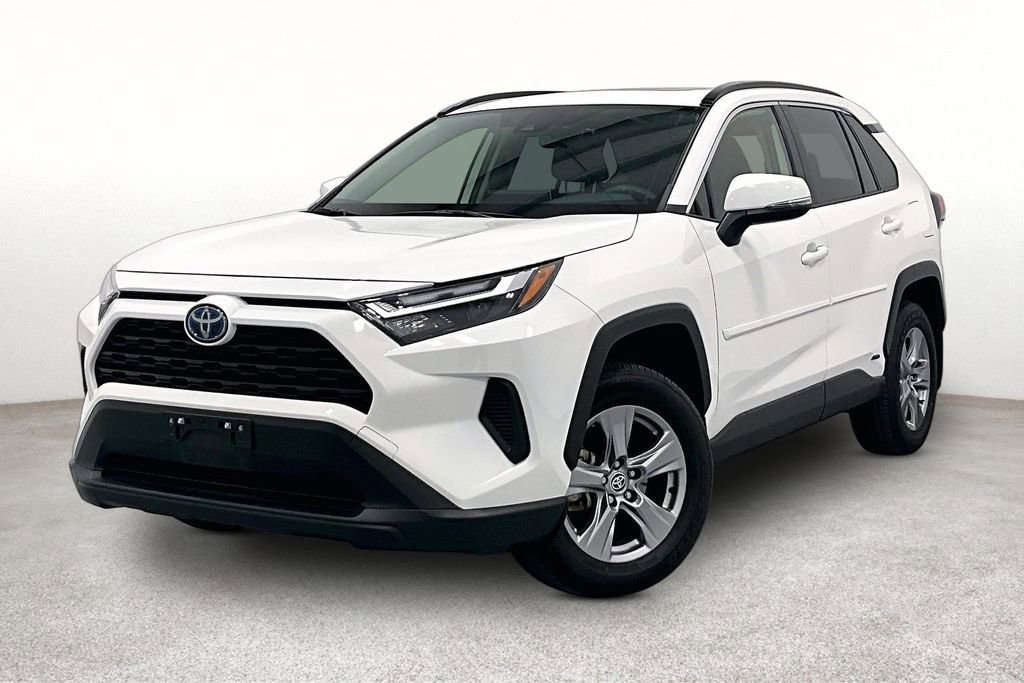 Used 2024 Toyota RAV4 XLE w/ Convenience Package AWD/4WD image 10