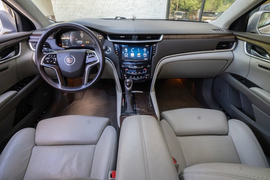 Used 2014 Cadillac XTS Platinum FWD image 21