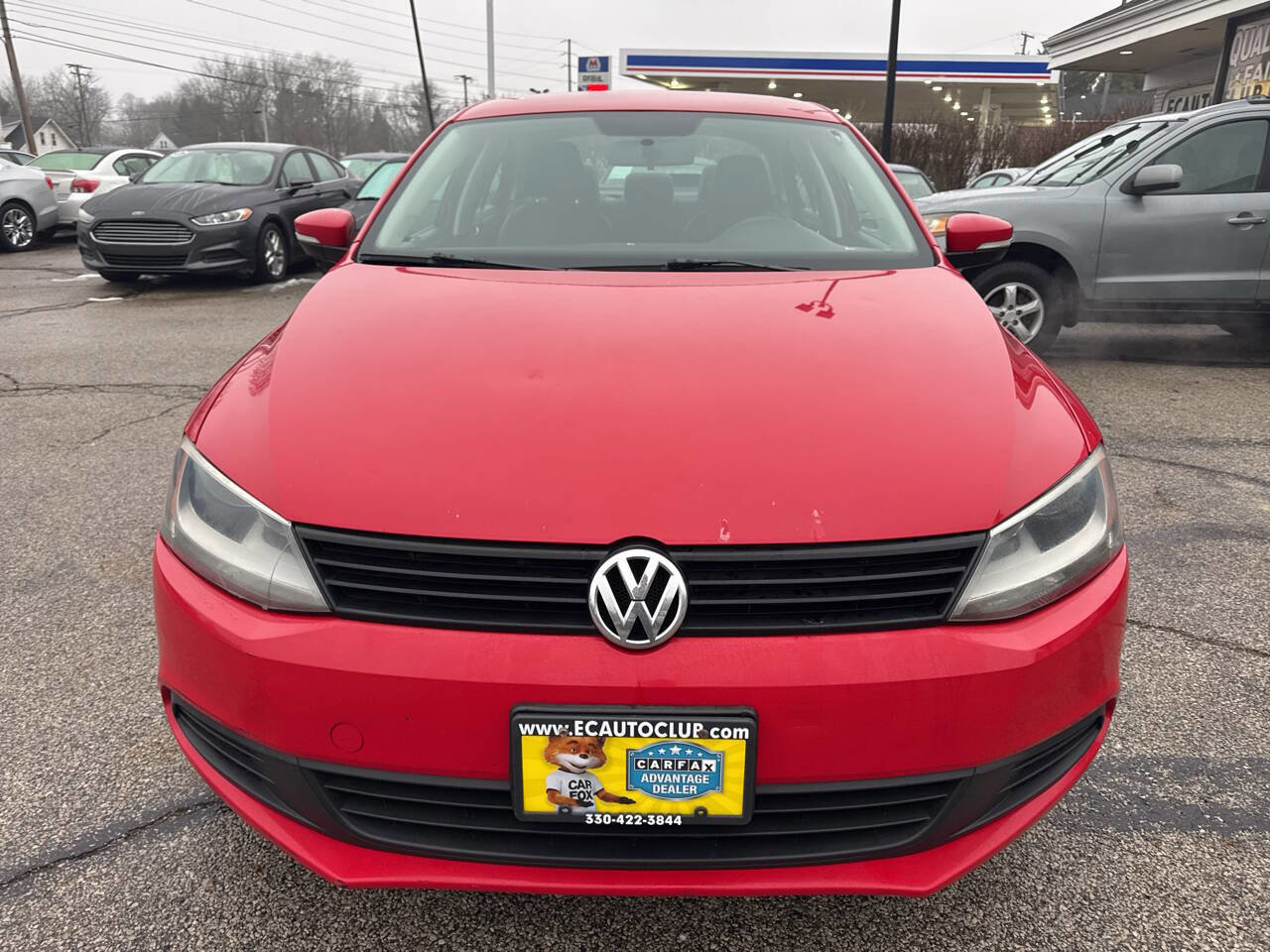 Used 2011 Volkswagen Jetta SE image 2