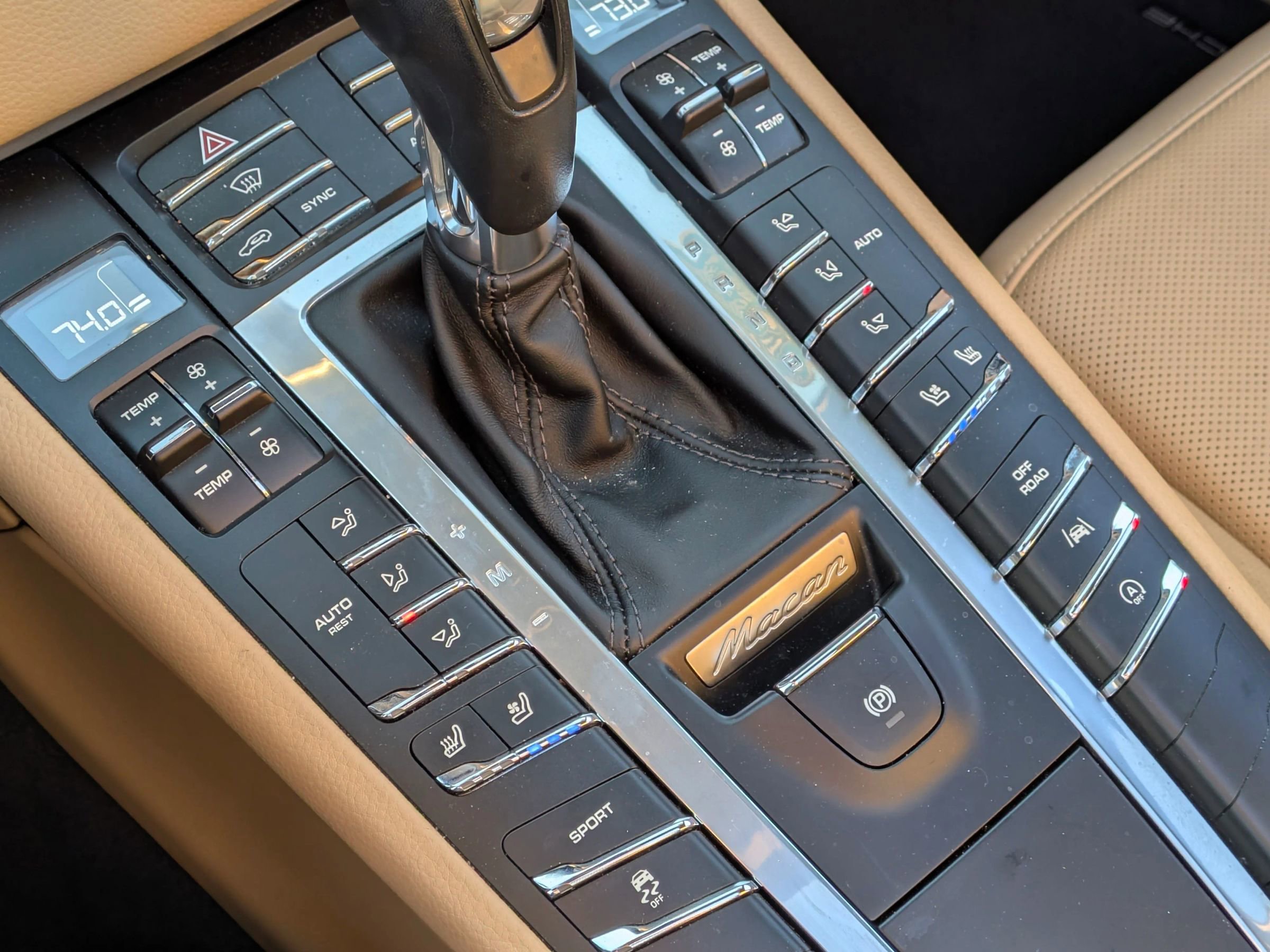 Used 2017 Porsche Macan S image 17