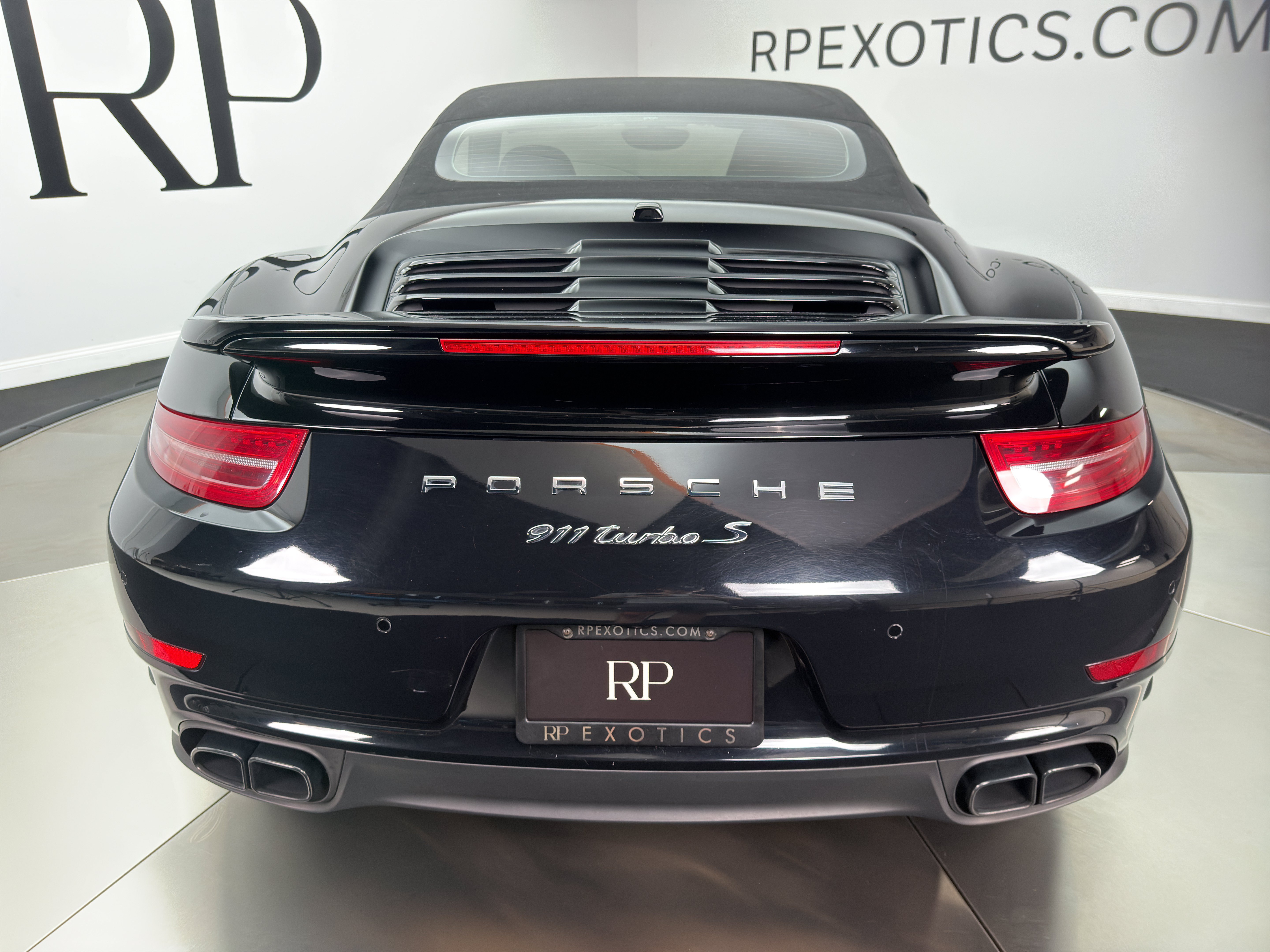 Used 2015 Porsche 911 Turbo S AWD/4WD image 22