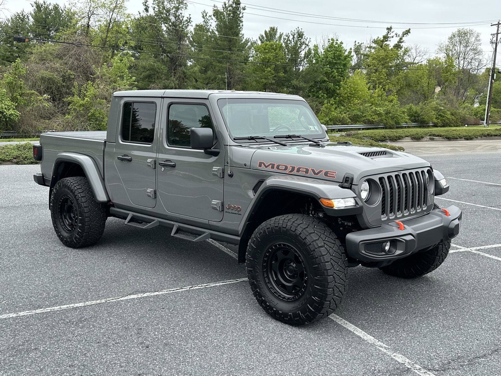 Used 2023 Jeep Gladiator Mojave w/ Cold Weather Group AWD/4WD image 2