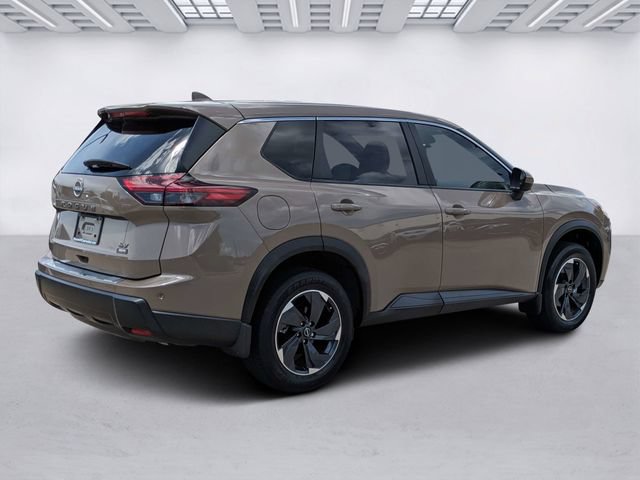 Used 2024 Nissan Rogue SV FWD image 5