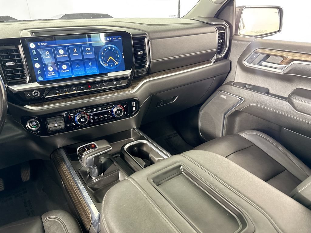 Used 2022 Chevrolet Silverado 1500 LT Trail Boss w/ LT Trail Boss Premium Package AWD/4WD image 27