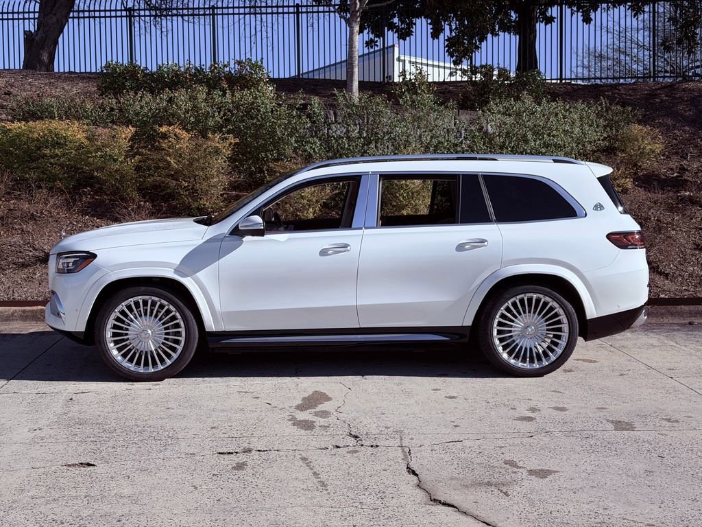 Used 2023 Mercedes-Benz Maybach GLS 600 4MATIC image 6