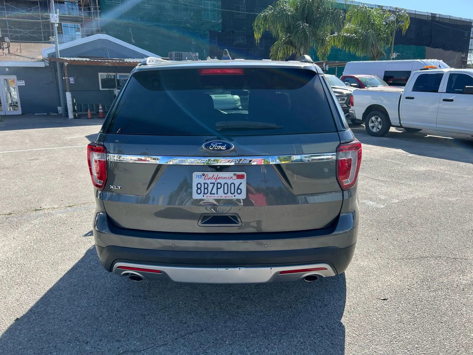 Used 2017 Ford Explorer XLT w/ Equipment Group 201A FWD image 6