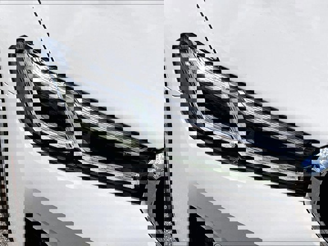 Used 2022 BMW 530i w/ Premium Package image 28