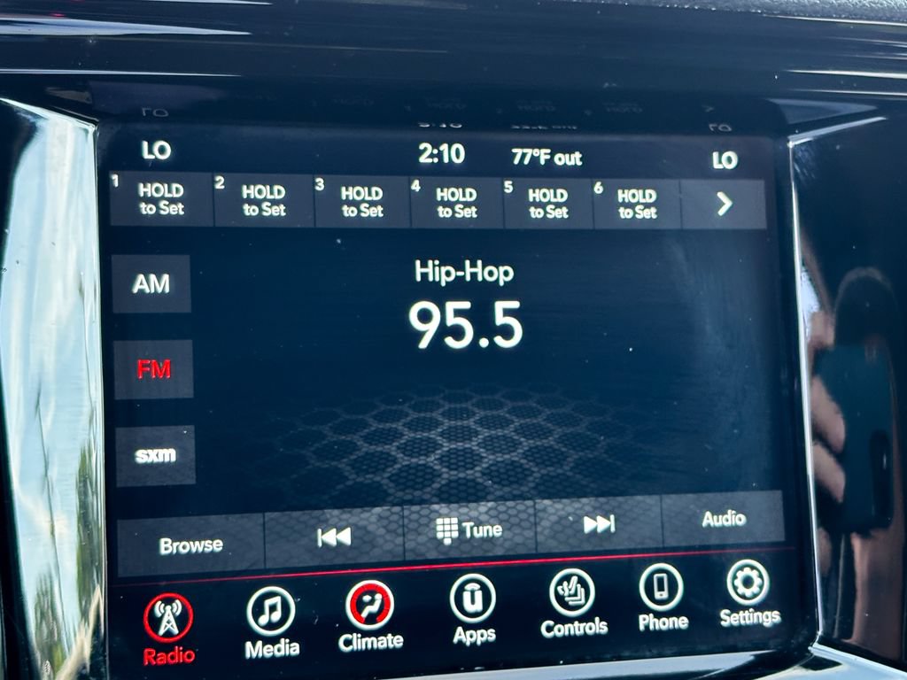 Used 2024 Dodge Durango SXT w/ 3rd Row Seating Group AWD/4WD image 33