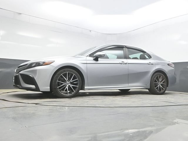 Used 2022 Toyota Camry SE FWD image 27