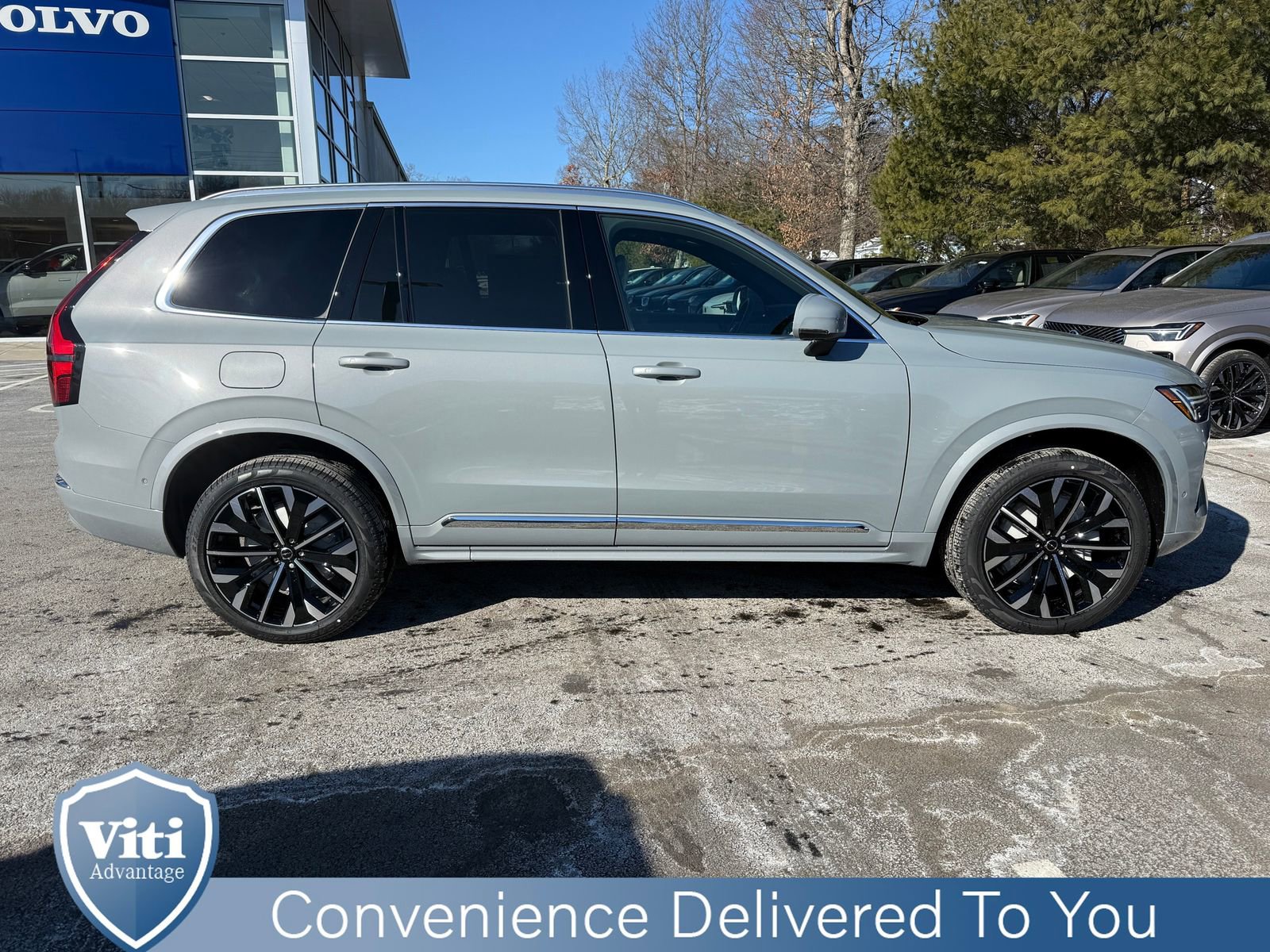 New 2026 Volvo XC90 B6 Plus w/ Protection Package Premier image 9