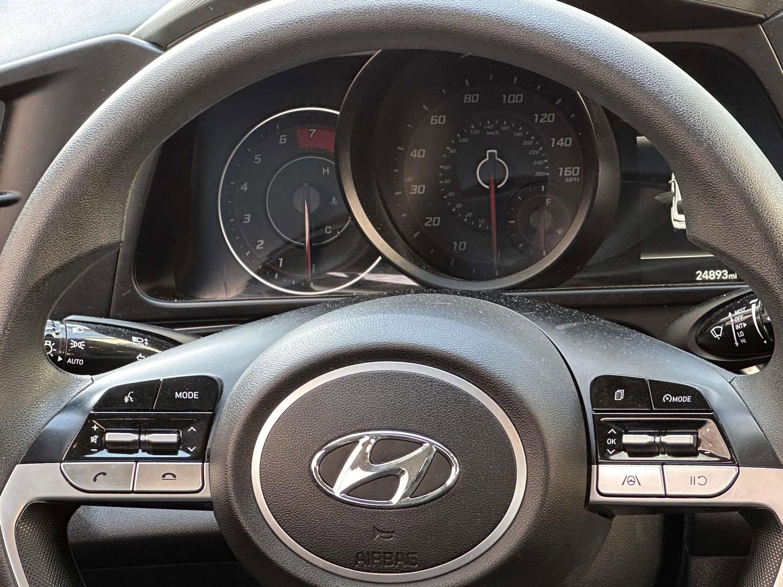 Used 2023 Hyundai Elantra SEL w/ Cargo Package FWD image 20