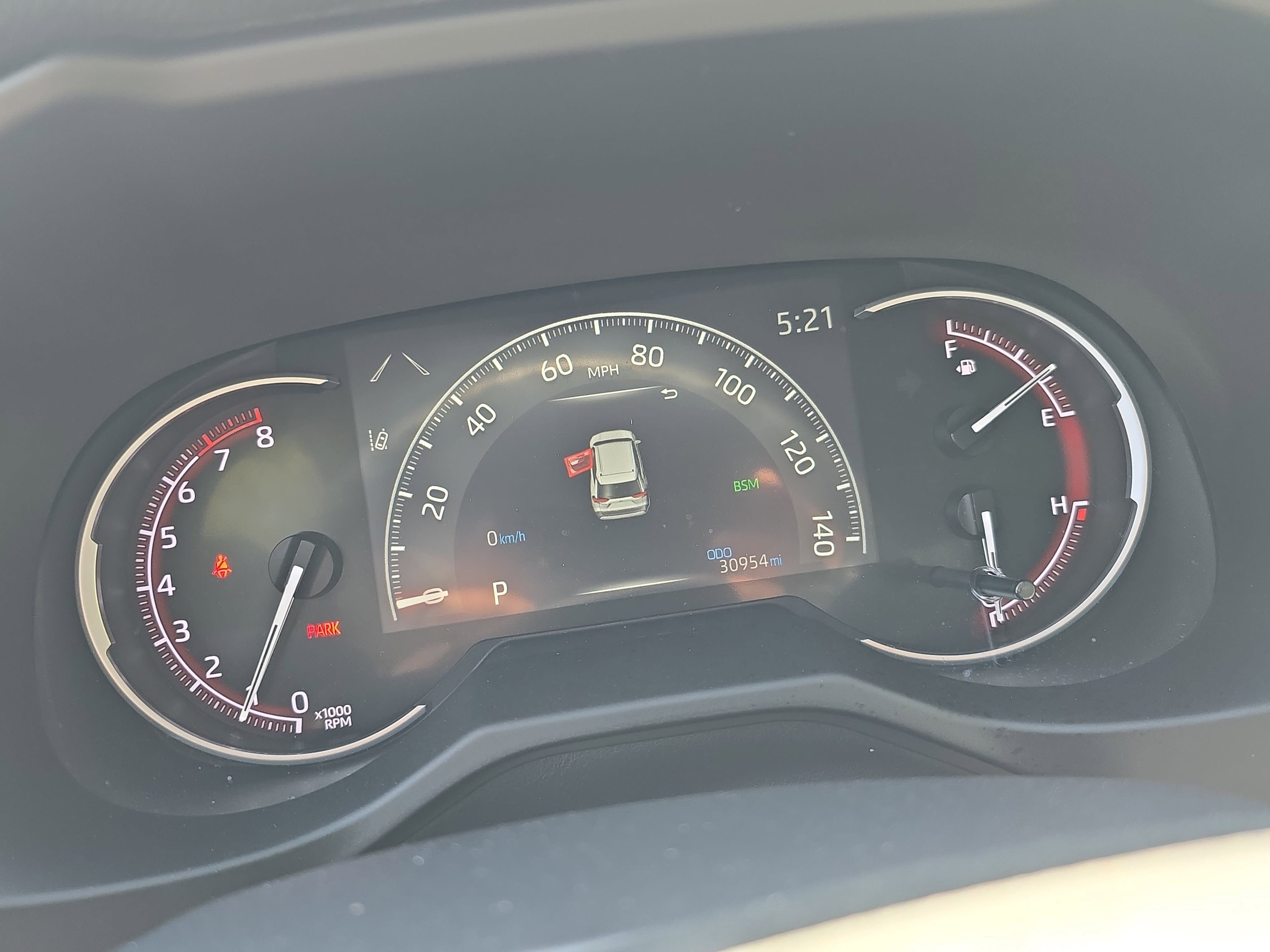 Used 2023 Toyota RAV4 XLE w/ Convenience Package FWD image 20