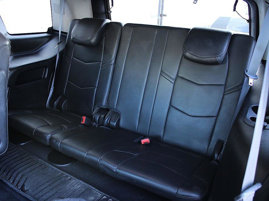 Used 2017 Cadillac Escalade Premium Luxury image 17