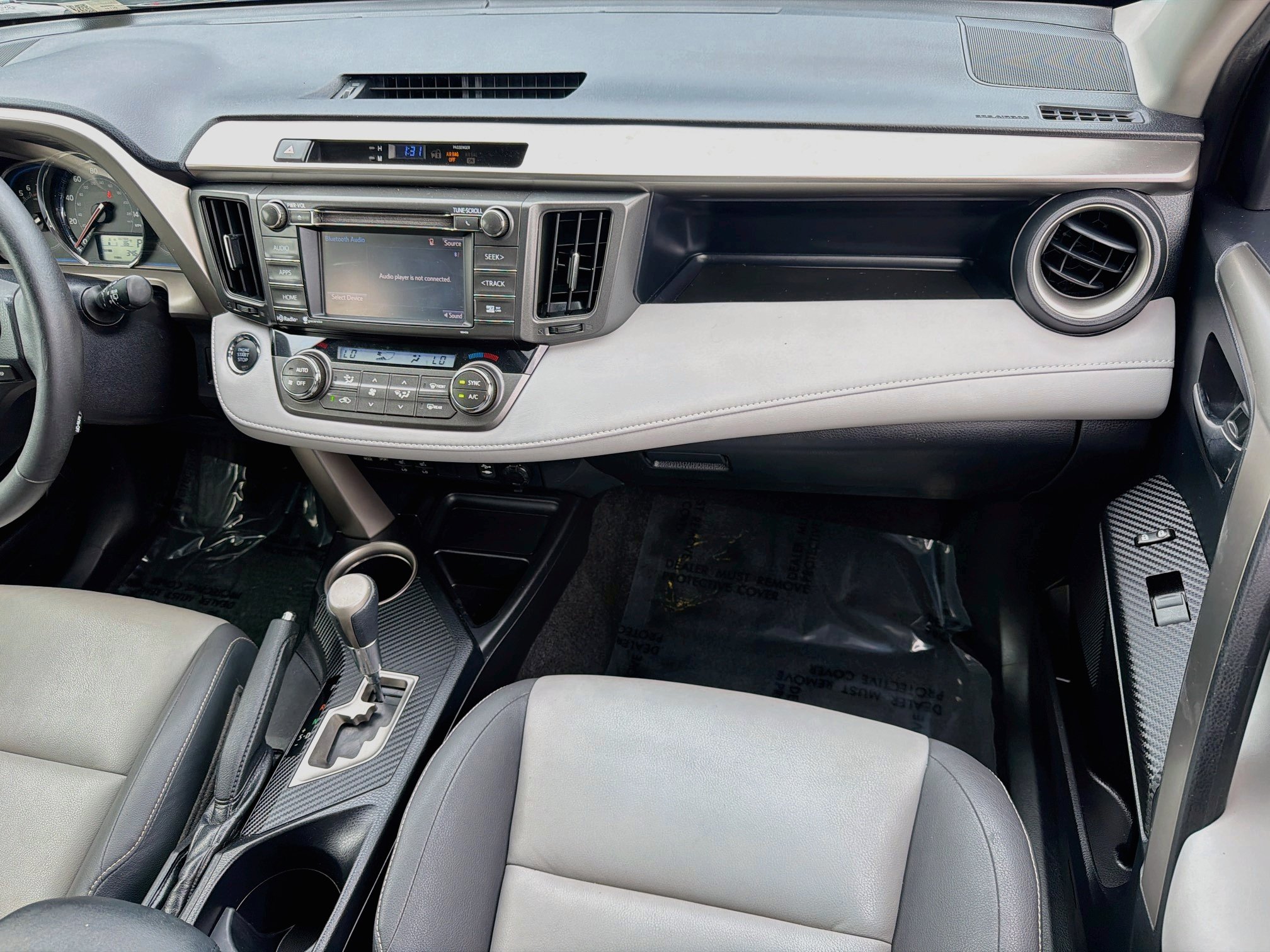 Used 2015 Toyota RAV4 Limited AWD/4WD image 18