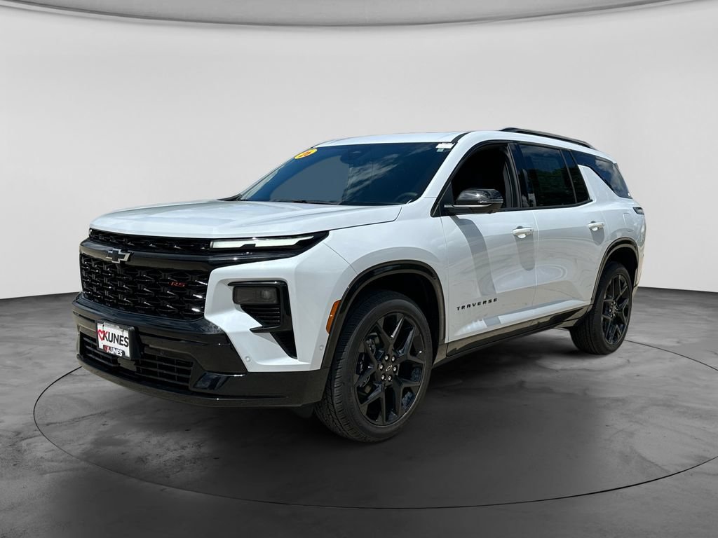 New 2026 Chevrolet Traverse RS w/ LPO, Floor Liner Package AWD/4WD image 3
