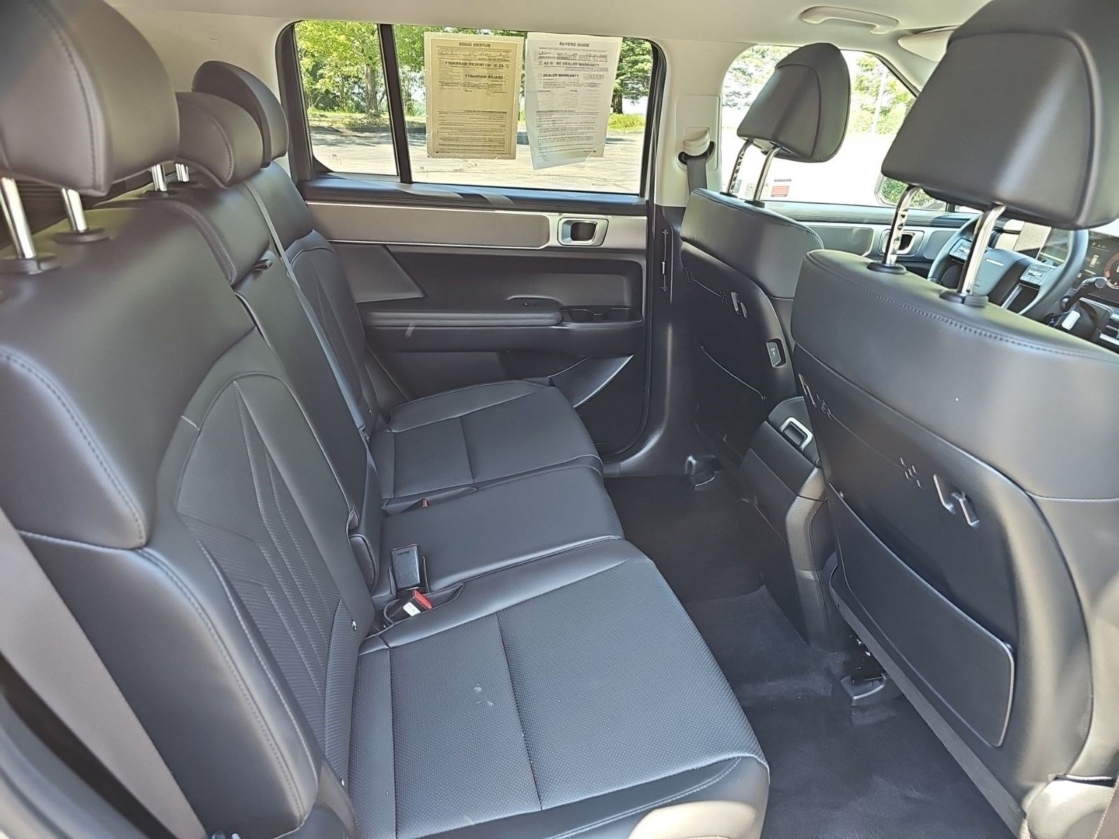Used 2026 Hyundai Santa Fe SEL AWD/4WD image 16