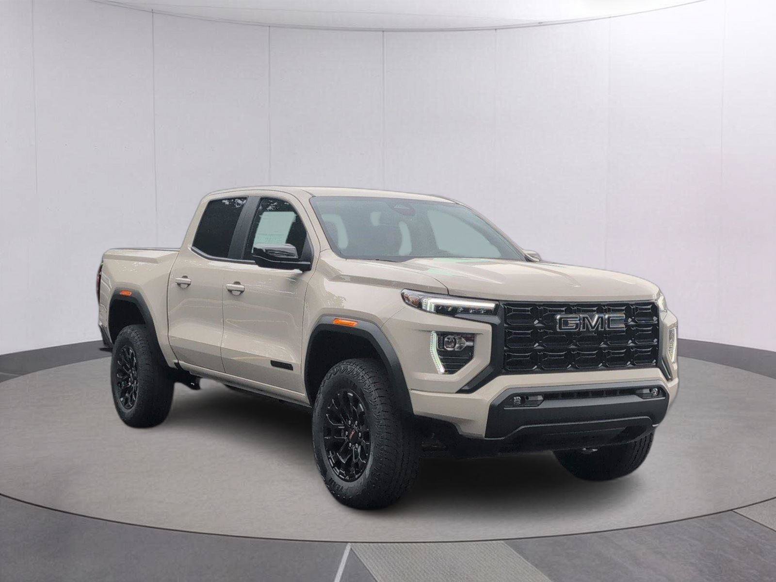 New 2026 GMC Canyon Elevation w/ Convenience Package RWD image 7