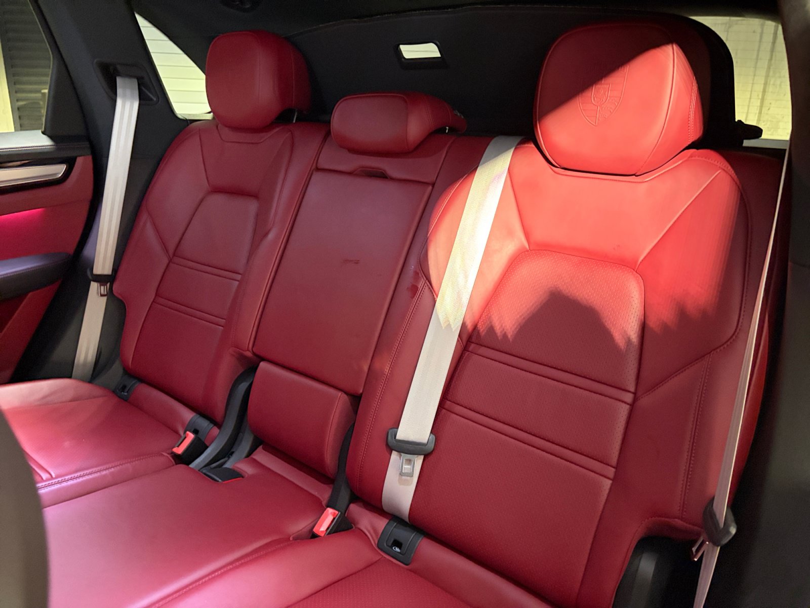Certified 2023 Porsche Cayenne Platinum Edition AWD/4WD image 33