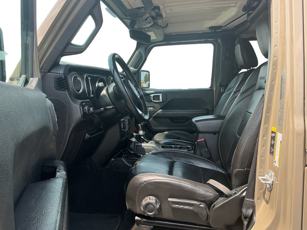 Used 2020 Jeep Gladiator Overland AWD/4WD image 14