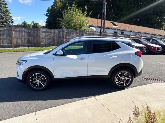 Used 2022 Buick Encore GX Select FWD image 11