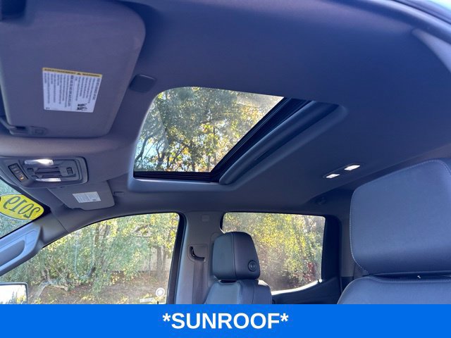 Used 2019 Chevrolet Silverado 1500 RST w/ True North Edition AWD/4WD image 8