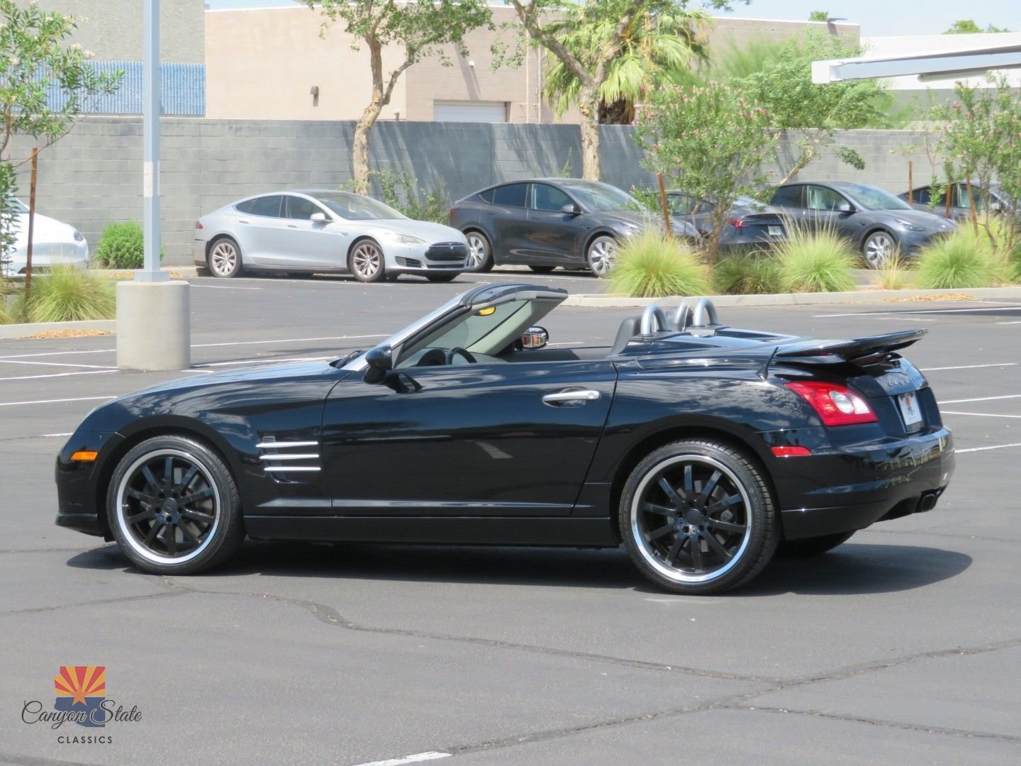 Used 2005 Chrysler Crossfire SRT-6 RWD image 9