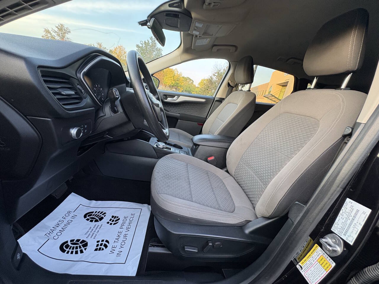 Used 2020 Ford Escape SE FWD image 21