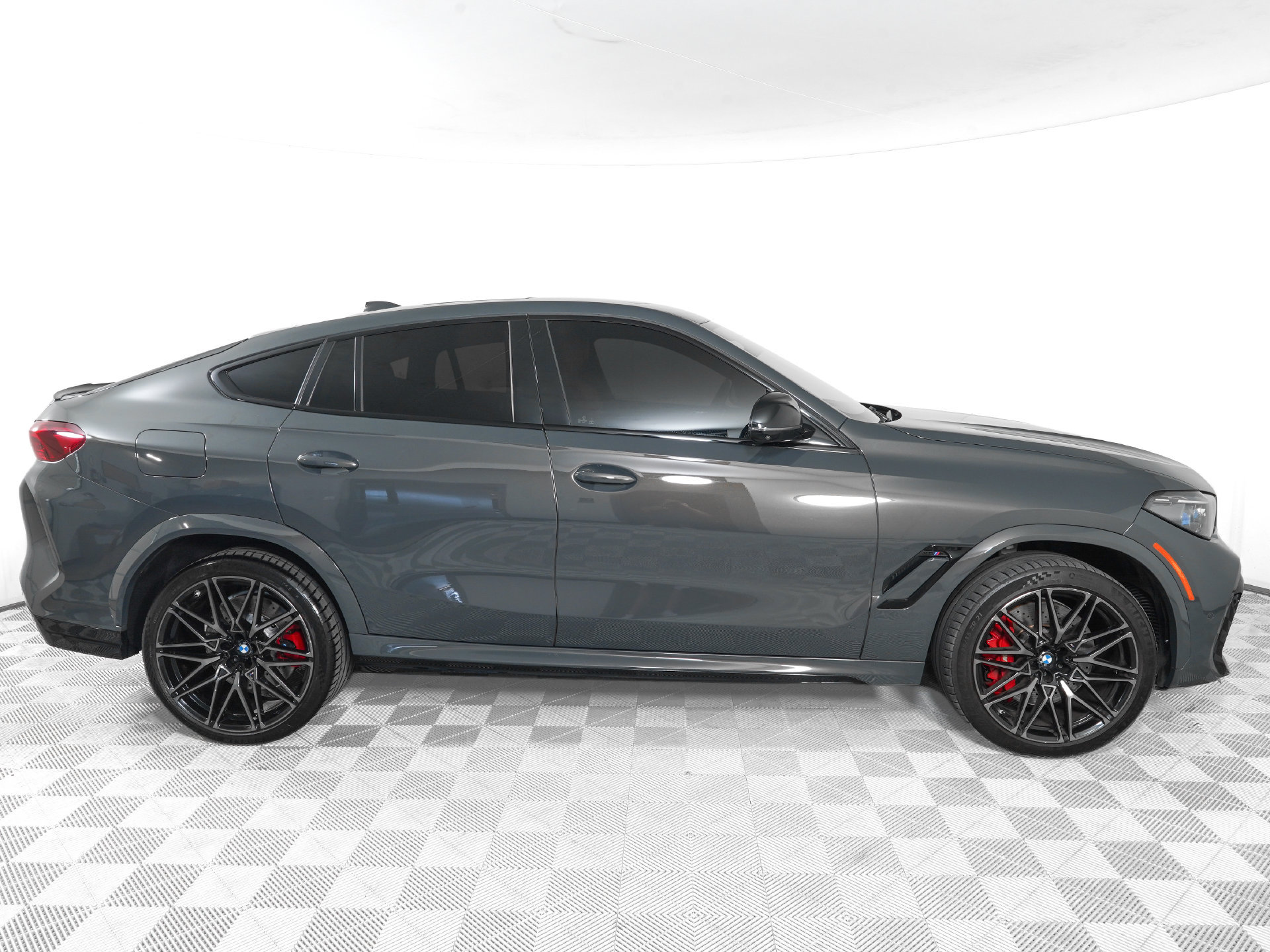 Used 2023 BMW X6 M w/ Competition Package AWD/4WD image 4
