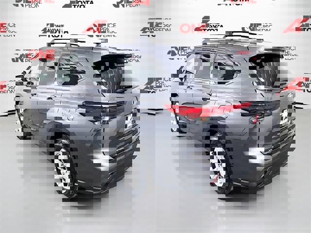 Certified 2023 Toyota Highlander LE image 5