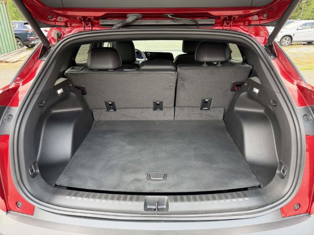 Used 2024 Chevrolet Blazer EV LT AWD/4WD image 14