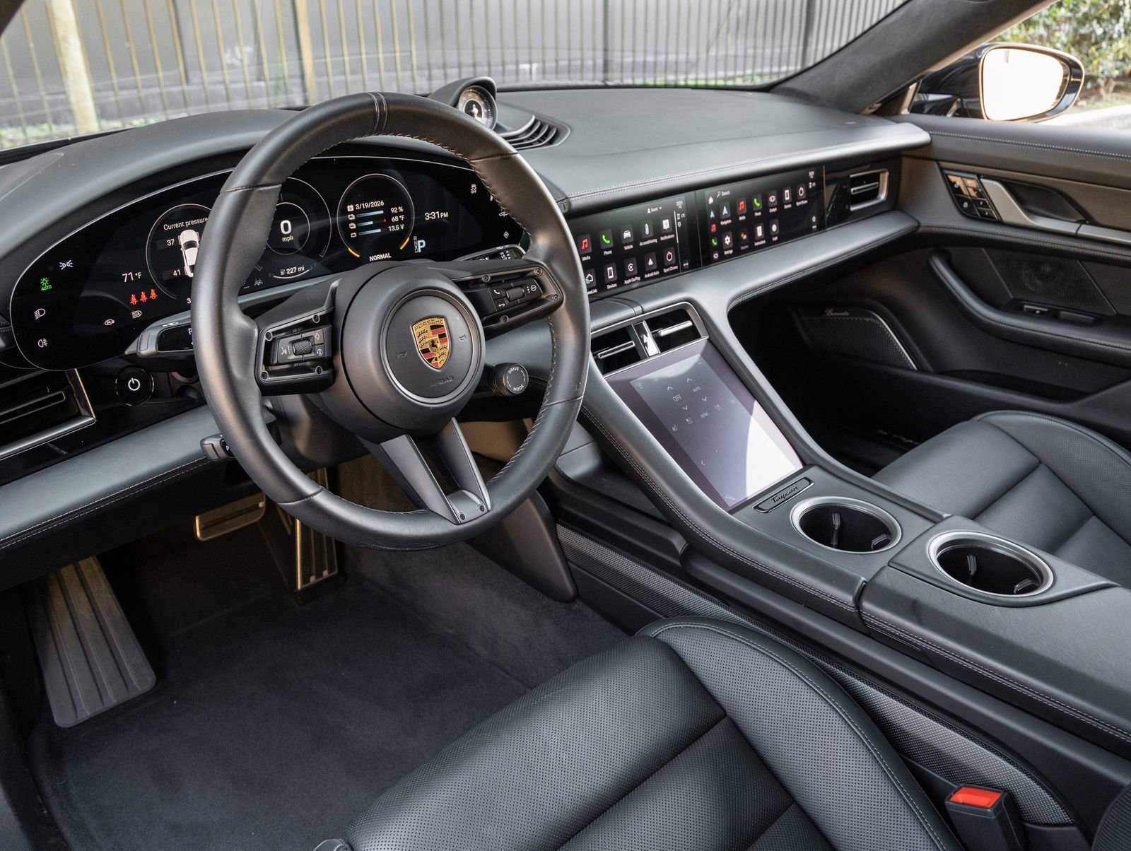 Certified 2021 Porsche Taycan Turbo S image 4