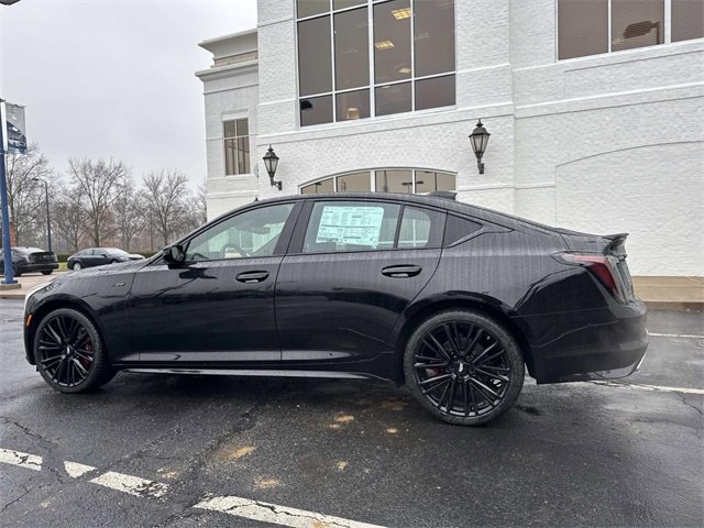 New 2026 Cadillac CT5 V w/ LPO, ONYX Package image 3