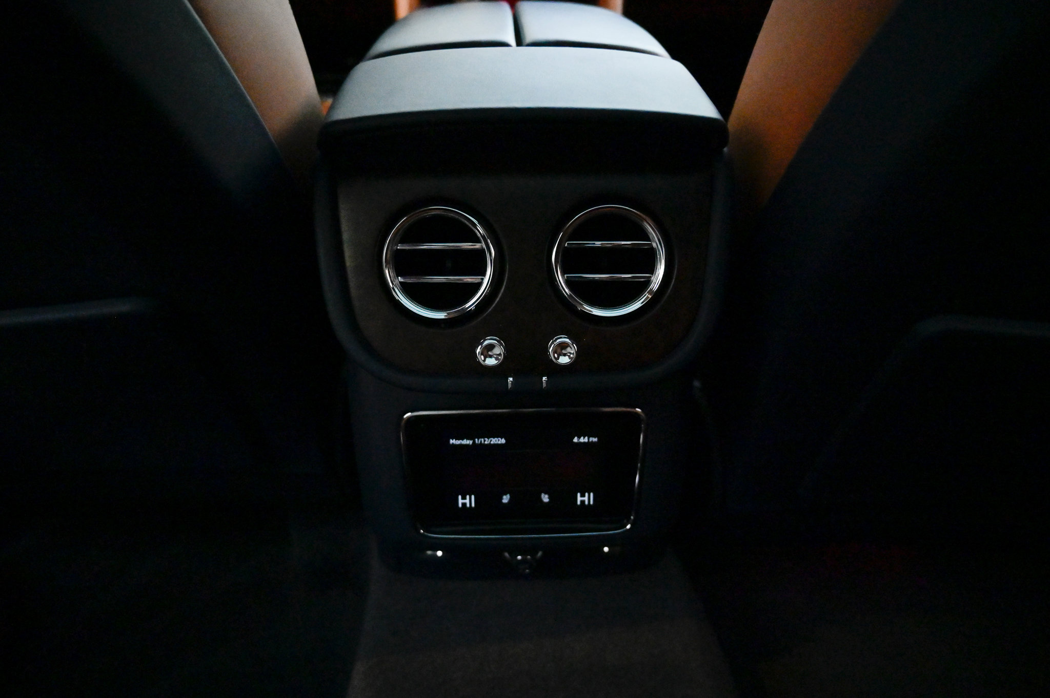 Used 2023 Bentley Bentayga image 43