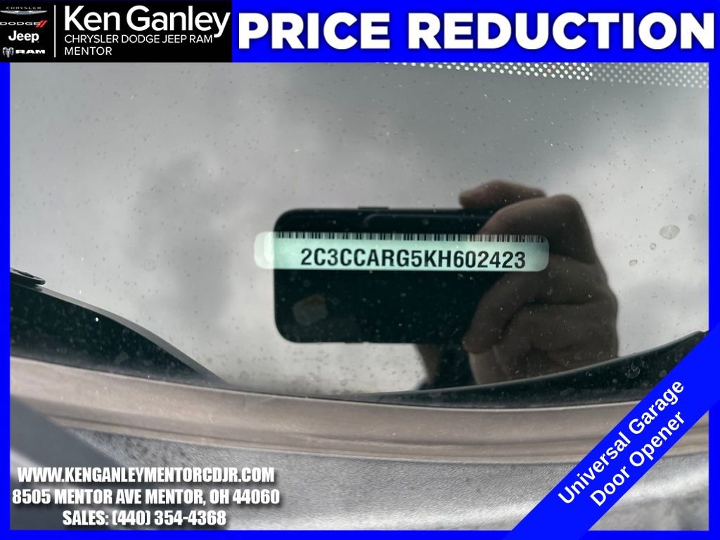 Used 2019 Chrysler 300 Touring w/ Driver Convenience Group image 26