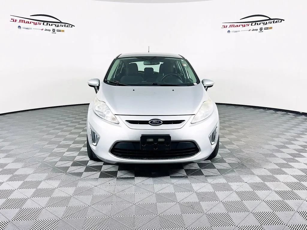 Used 2012 Ford Fiesta SES FWD image 3